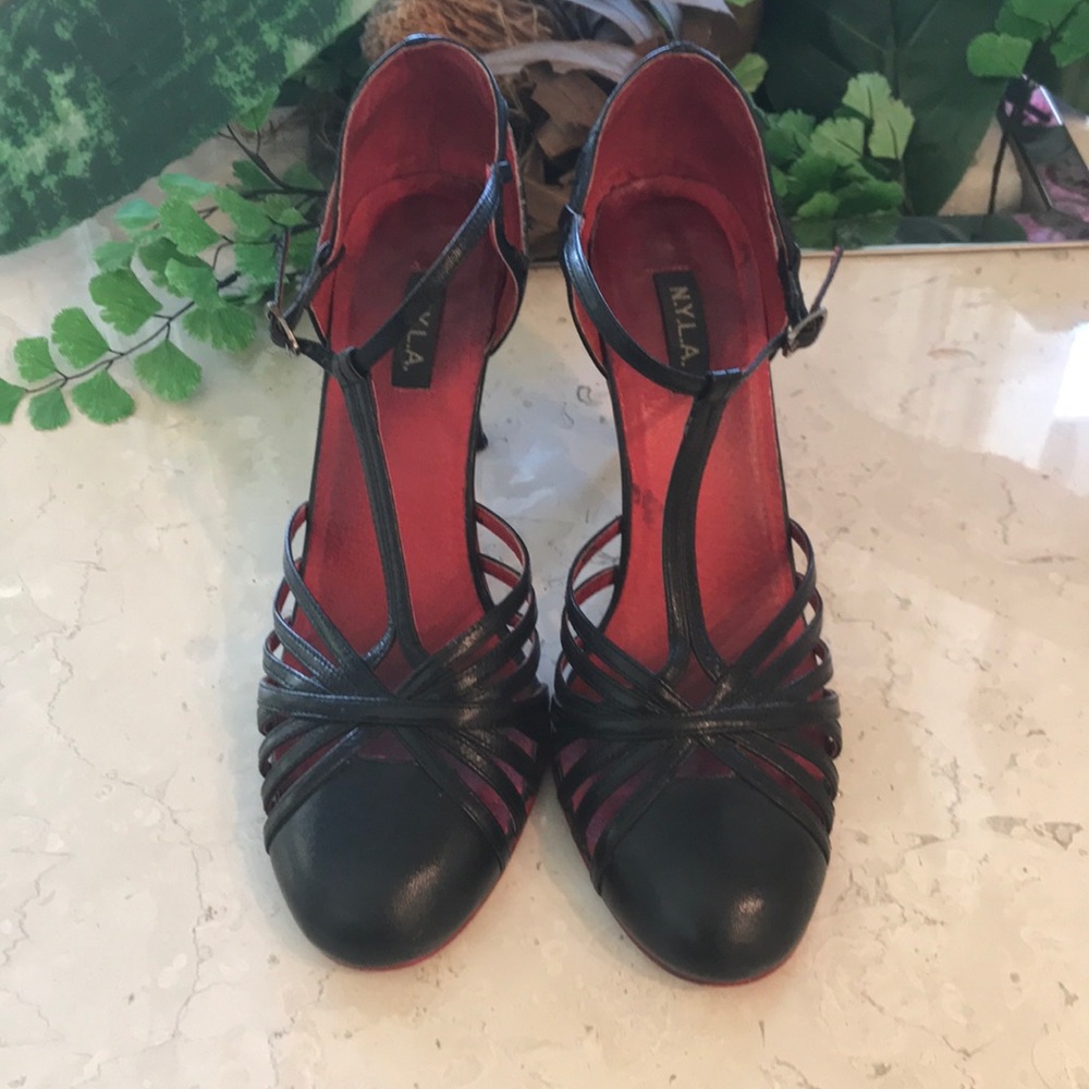 Black Heals - image 2